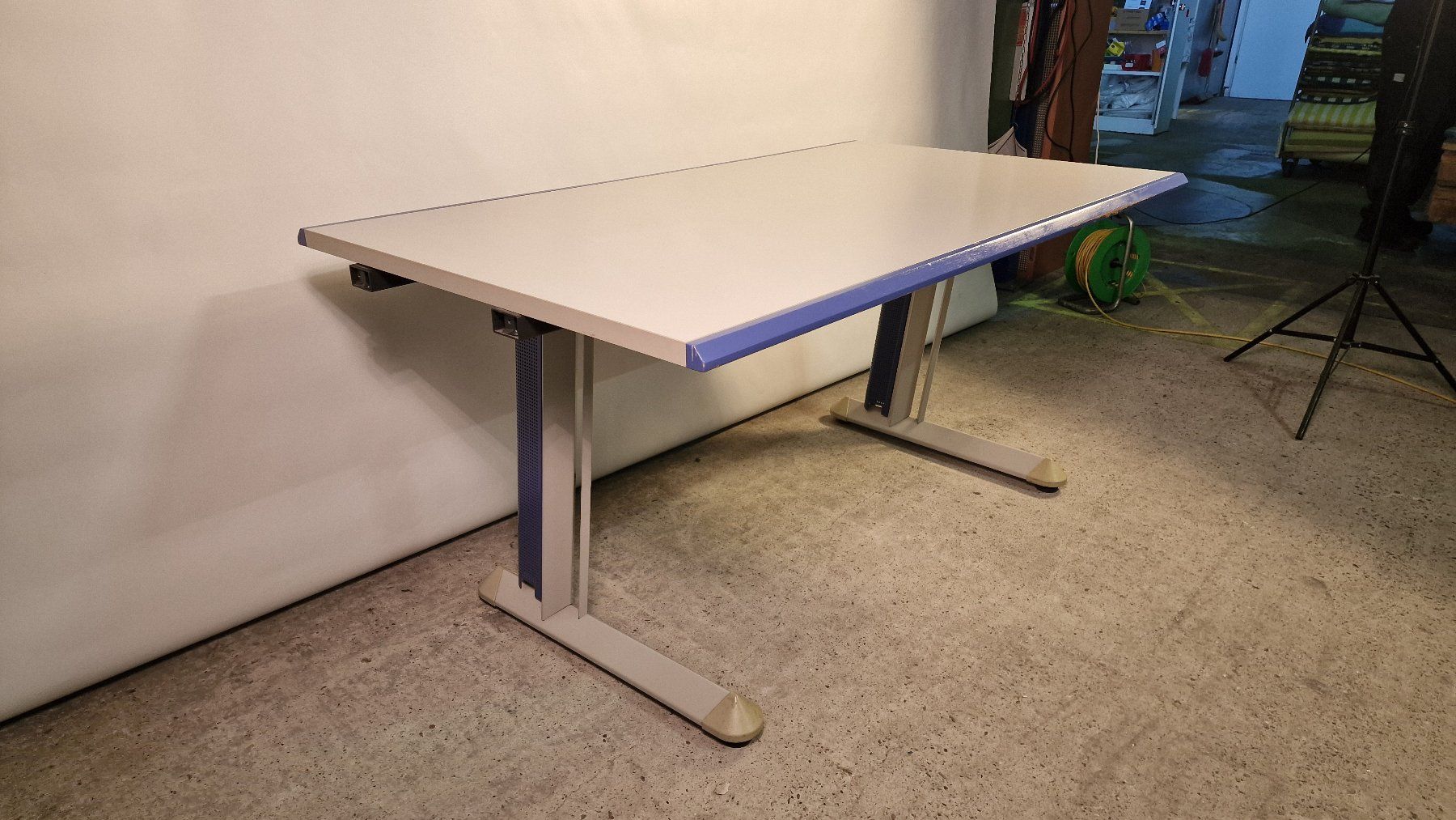 Scrivanie: Schreibtisch Office – Usato da Münchenstein venduto da tsp01