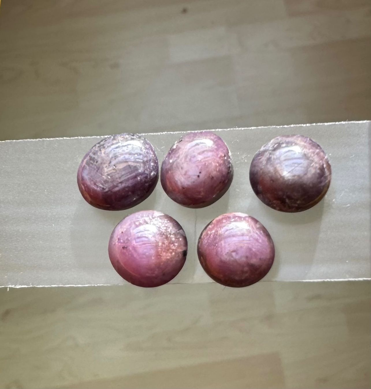 Pietre preziose: Stern Rubin 5 Cabochons wunderschön ECHT – Nuovo e nell'imballaggio originale da Leuggern venduto da gemshow 8