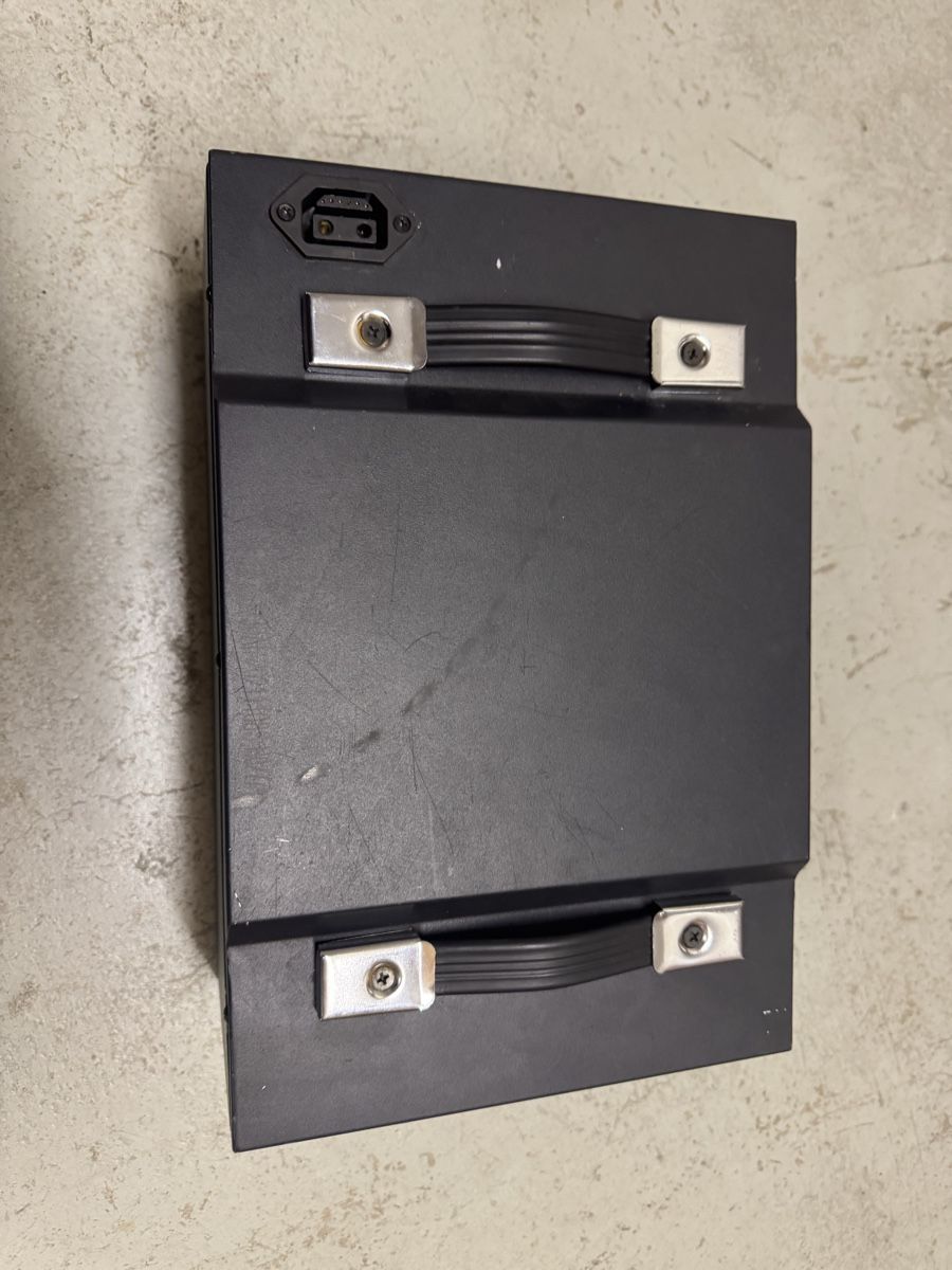 Batterie: High-Capacity 60V 30Ah Battery – Usato da Riehen venduto da Lord7M7 3