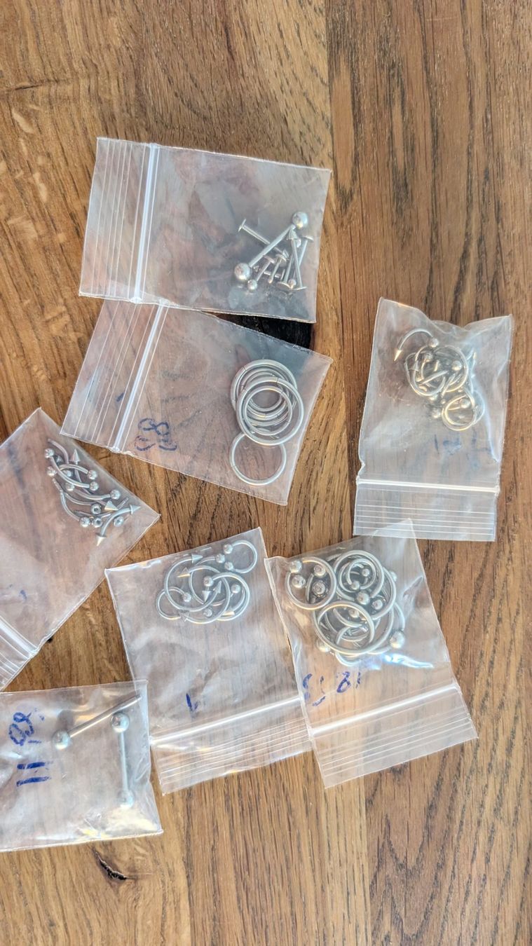 Gioielli per piercing: Piercings und Körperschmuck – Nuovo e nell'imballaggio originale da Studen BE venduto da xitam 1