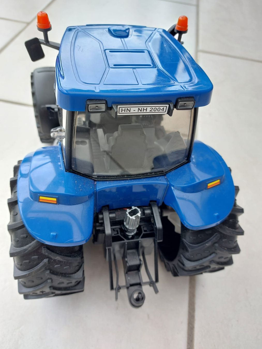 Bruder Giocattoli: Bruder Traktor New Holland Neu – Nuovo (secondo la descrizione) da Lausen venduto da Chaldrian 2