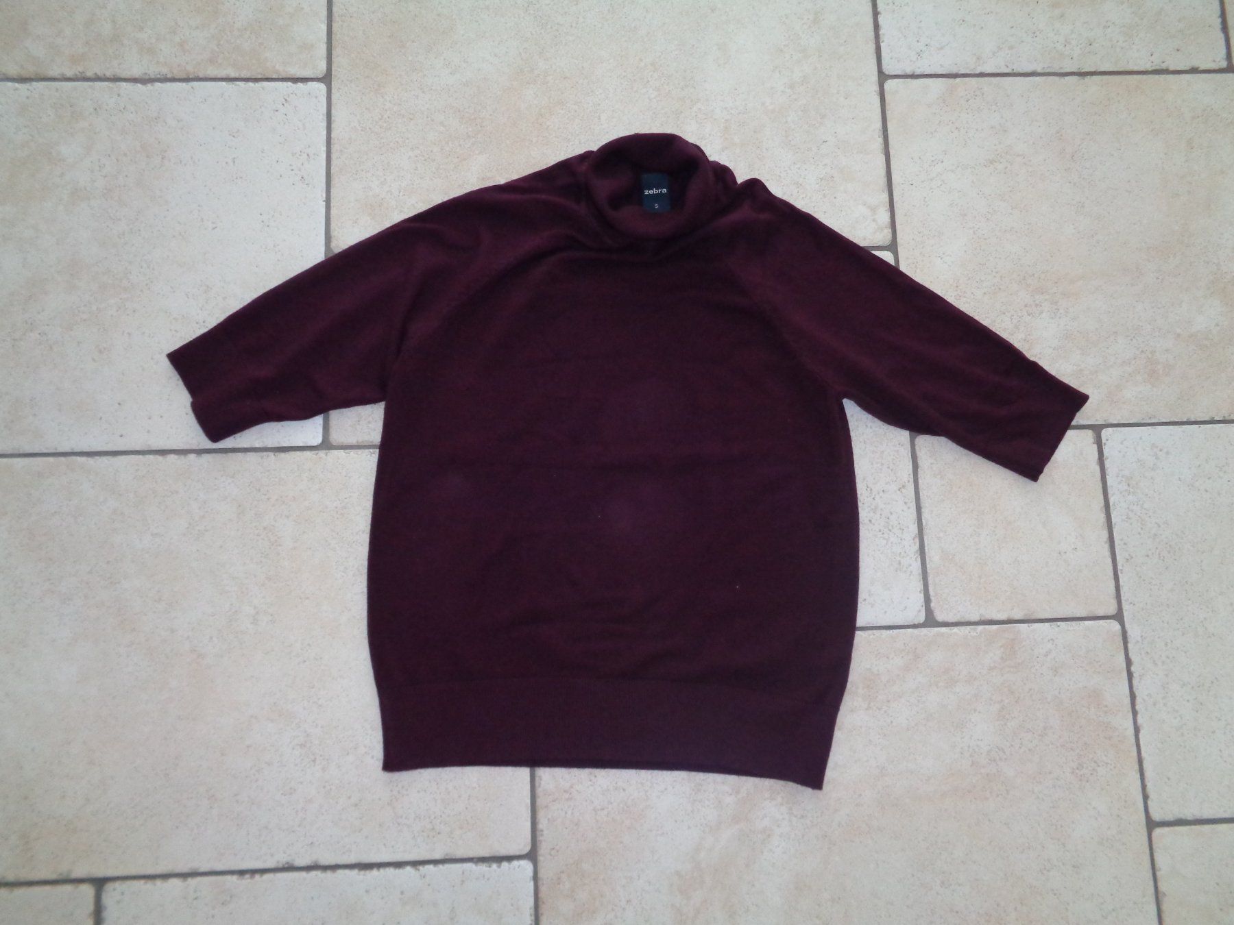 Zebra Pulls & Sweat-shirts: Pulli kurzarm  Zebra  Grösse S – D'occasion à Kreuzlingen par Robi-2003 1