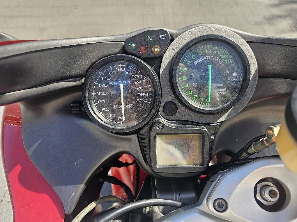 Strada: A vendre Ducati st4 – Usato da Neuchâtel venduto da Resom0 1