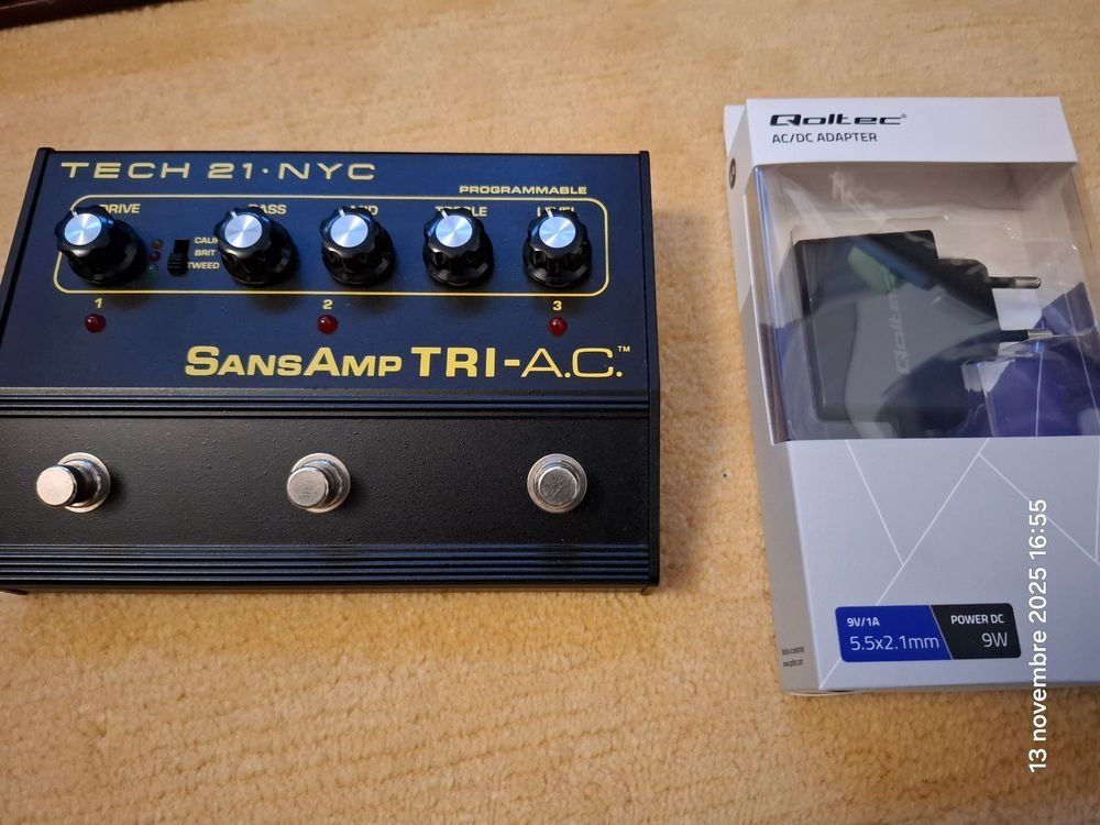 Strumenti musicali: Tech 21 SansAmp TRI-A.C  +  power supply 9V neuf – Usato da Cormondrèche venduto da PerretGuillaume