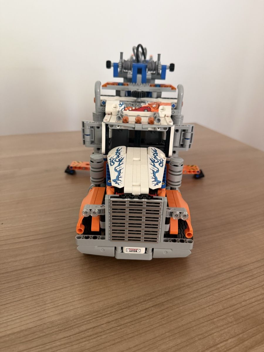 Lego Kit di costruzioni: Lego Technic Schwerlast-Abschleppwagen – Usato da Luzern venduto da Sbalu1984 2