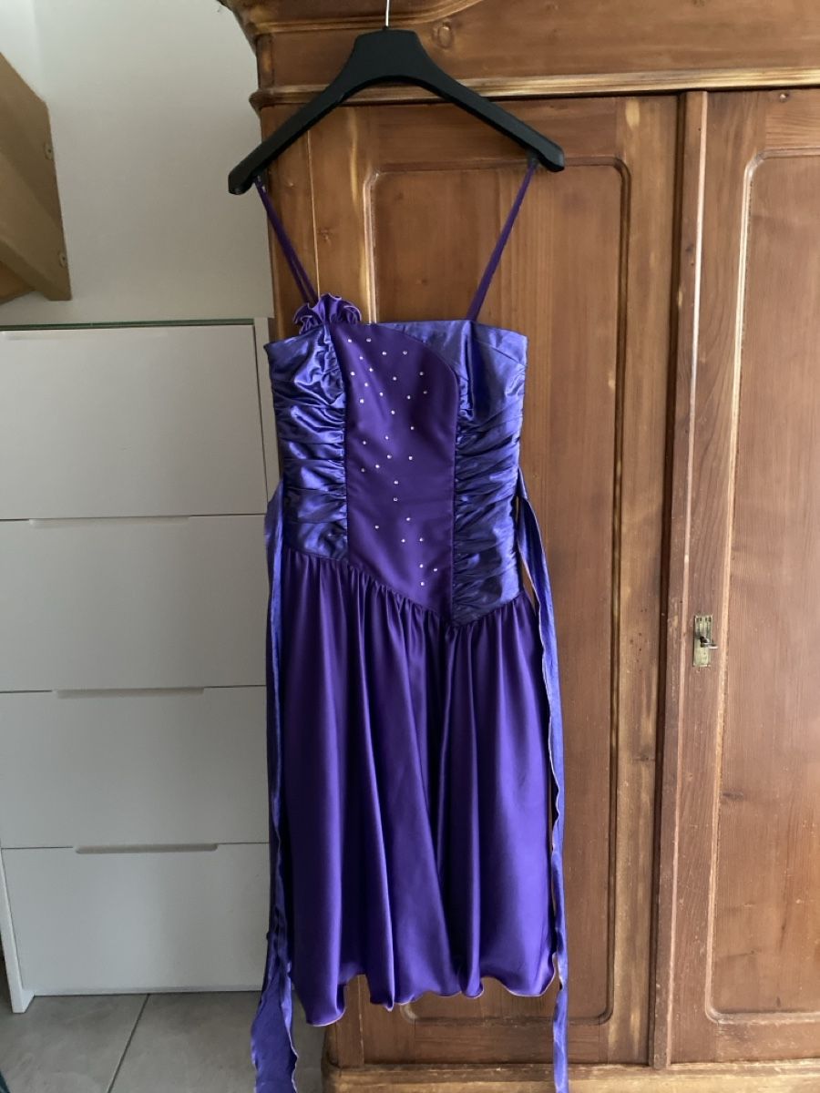 Kleider: Abendkleid – Gebraucht aus Hinwil von Familie_99 1