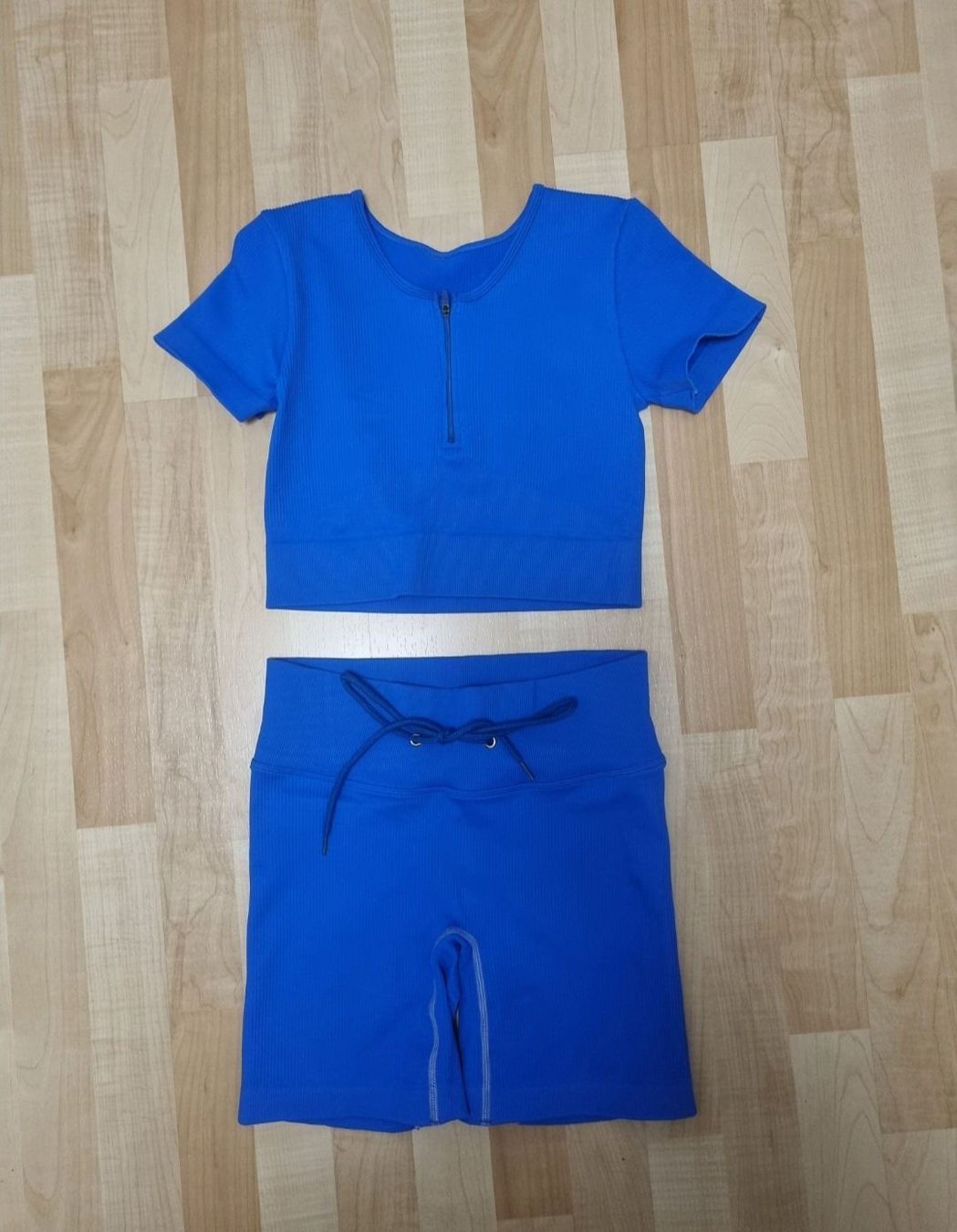Ensembles & Tailleurs: Sportanzug – Neuf (Voir description) à Jonen par Juliette_St