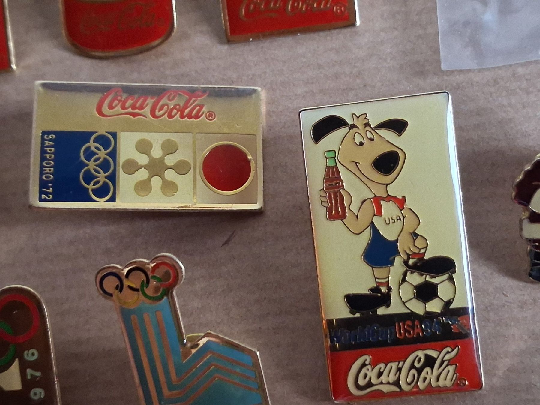 Coca-Cola Plaketten & Abzeichen: 24 verschiedene Pins Coca-Cola 16 Olympiade + Weitere – Gebraucht aus Hagendorn von siwasi3 6