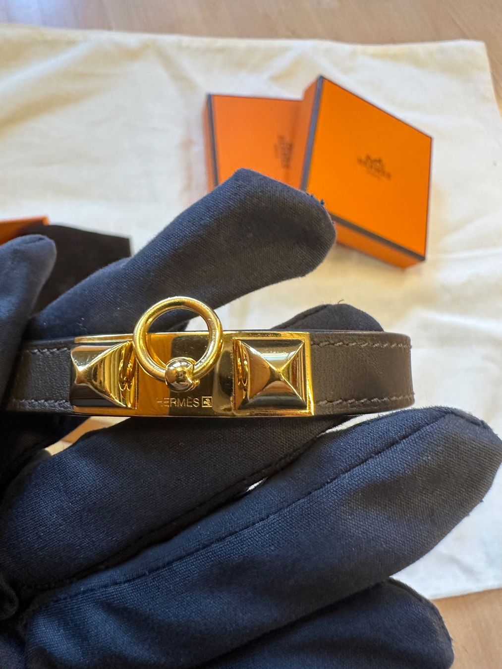 Hermès Bracciali & Braccialetti: HERMES Rivale leather bracelet – Nuovo (secondo la descrizione) da Luzern venduto da Miausie 4