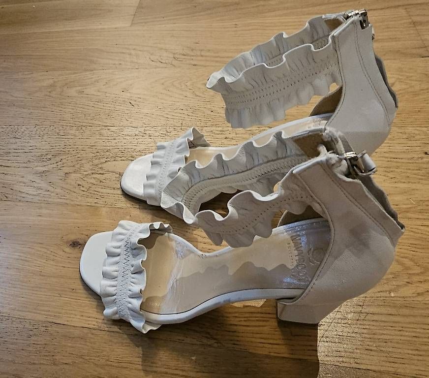 Damenschuhe: Pumps Navyboot – Gebraucht aus Zürich von Omega_Kappa 1