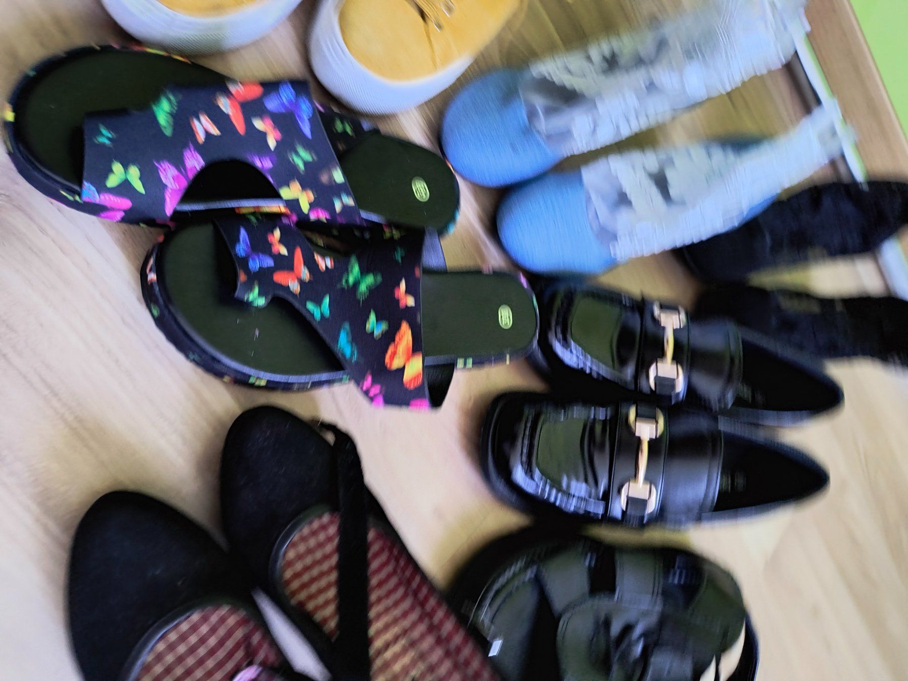 Scarpe da donna: Schuhpaket Gr. 38 – Usato da Uetendorf venduto da Gerson1
