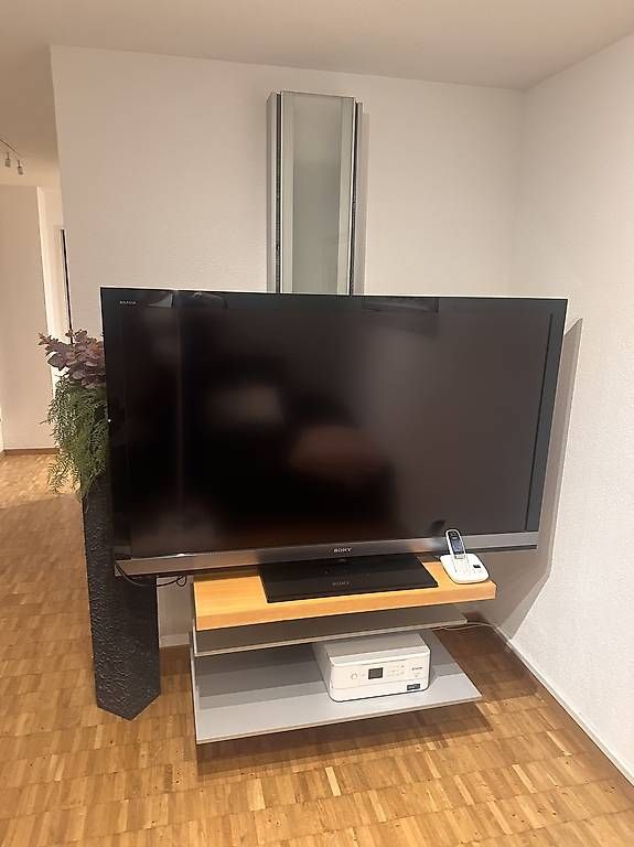 TV Möbel: TV Gestell schwenkbar  – Gebraucht aus Diepoldsau von sim_8mcg