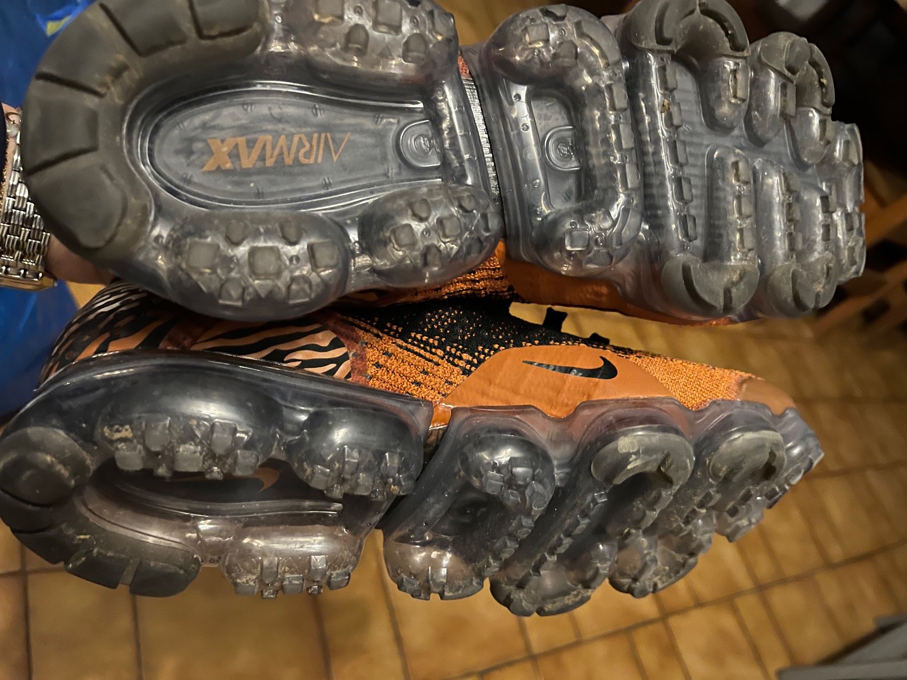 Scarpe da uomo: Basket airmax vapormax taille 43 kilyan – Nuovo e nell'imballaggio originale da Veyrier venduto da kimedovapa 4