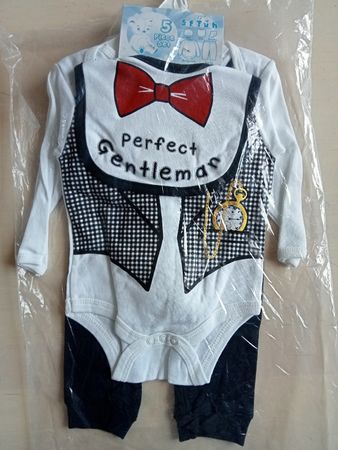 Baby Set 5-teilig, Gr. 0-3 Monate, NEU, Baumwolle