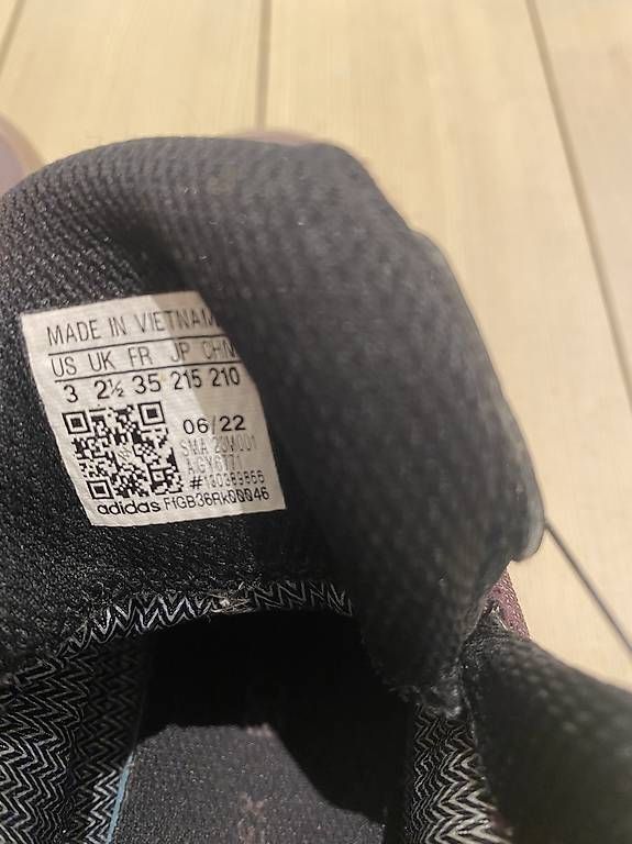 Scarpe per ragazzi: Terrex Wanderschuhe Adidas Gr 34 – Usato da Fehraltorf venduto da bubulina84 2