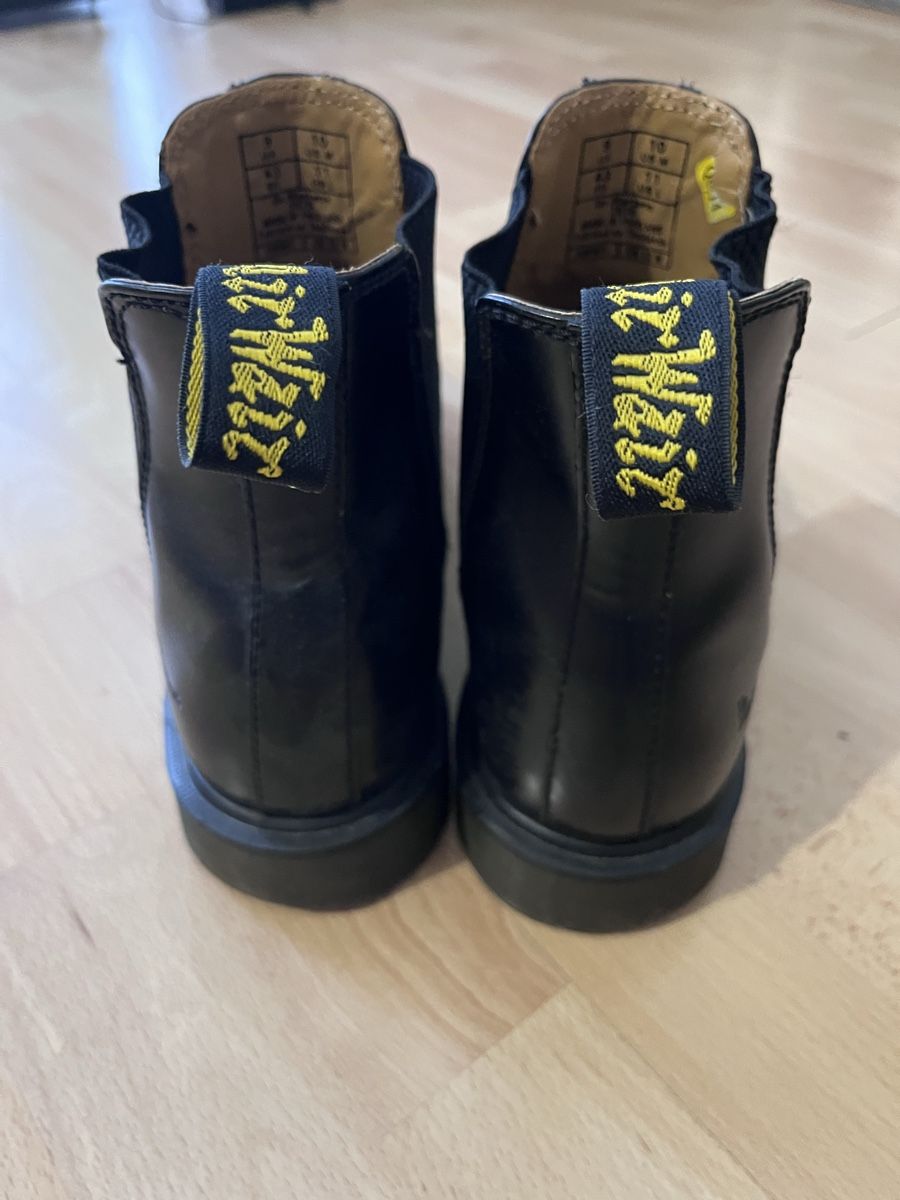 Dr. Martens Herrenschuhe: Dr Martens Gr 43 – Gebraucht aus Zürich von Deyaso 1