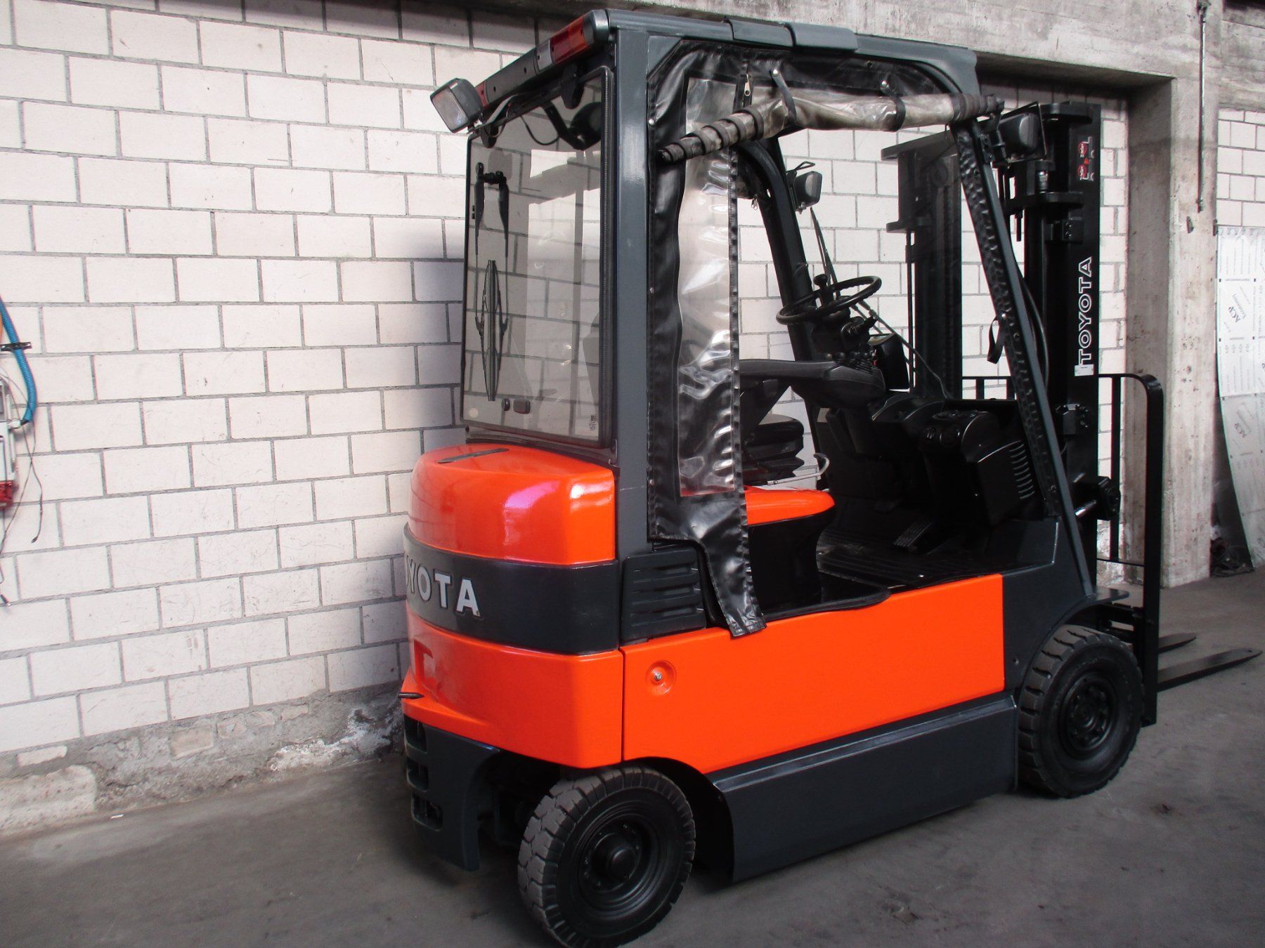 Toyota Carrelli elevatori e a forche: STAPLER  TOYOTA 7FBMF20  ELEKTRO GABELSTAPLER – Usato da Seon venduto da zomahandel 4
