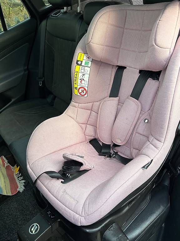 Seggiolini per auto: Kindersitz Avionaut Aerofix – Usato da Zürich venduto da vio_vv97