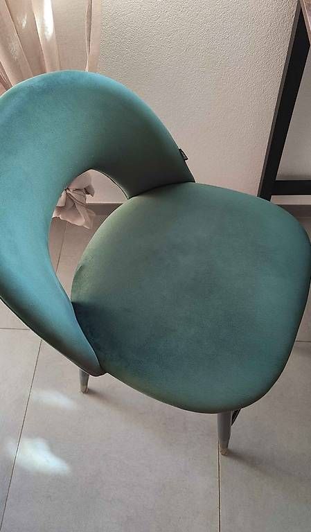 Sedie: Chaise de bar en velours émeraude – Usato da Aigle venduto da GGameiro71 2
