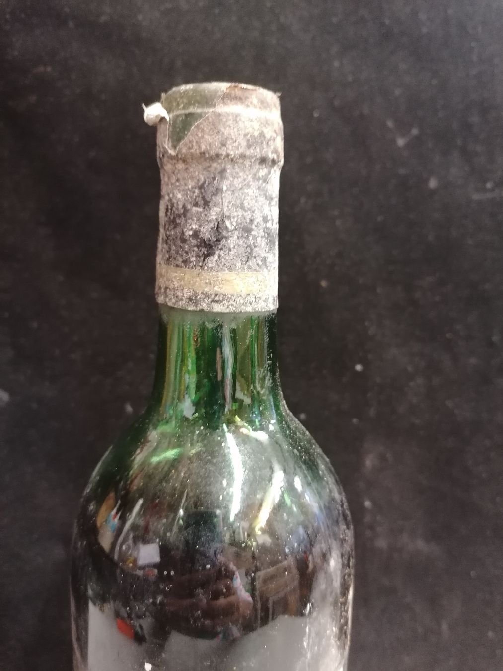Vino: Vin Saint-Émilion 1975, 75cl – Usato da Genève venduto da Leboucheoreilles 1