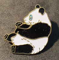 G522B - Pin Panda Bär