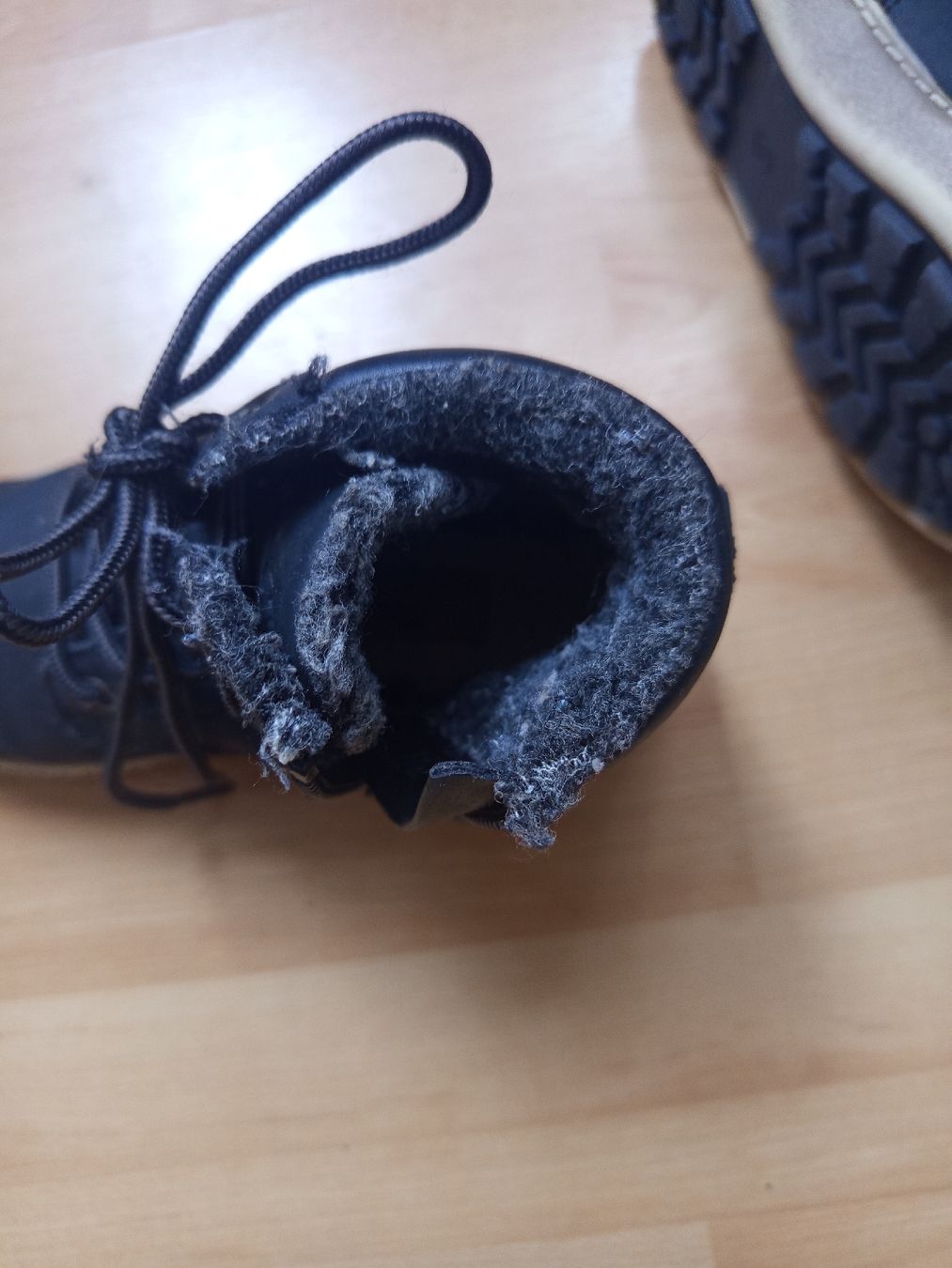 Schuhe für Jungen: Winter Schuhe Größe 26 – Gebraucht aus Nidau von mka_mzd7 3