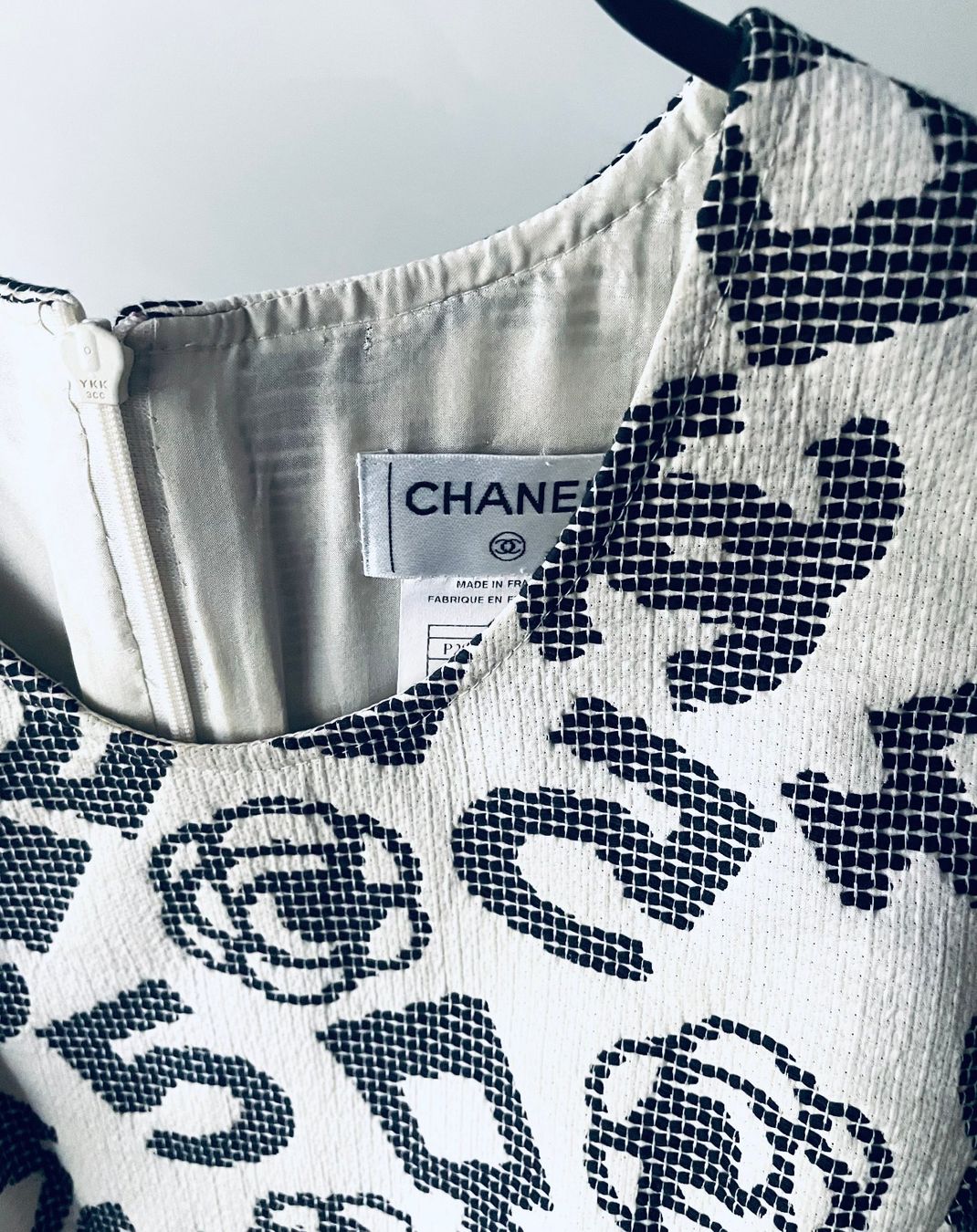 Chanel Top: CHANEL Top Gilet – Usato da Etoy venduto da Airesun 2