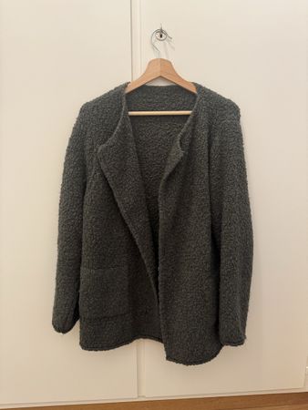 Warme Strickjacke, Herbst/Winter, Grösse M, Top Zustand