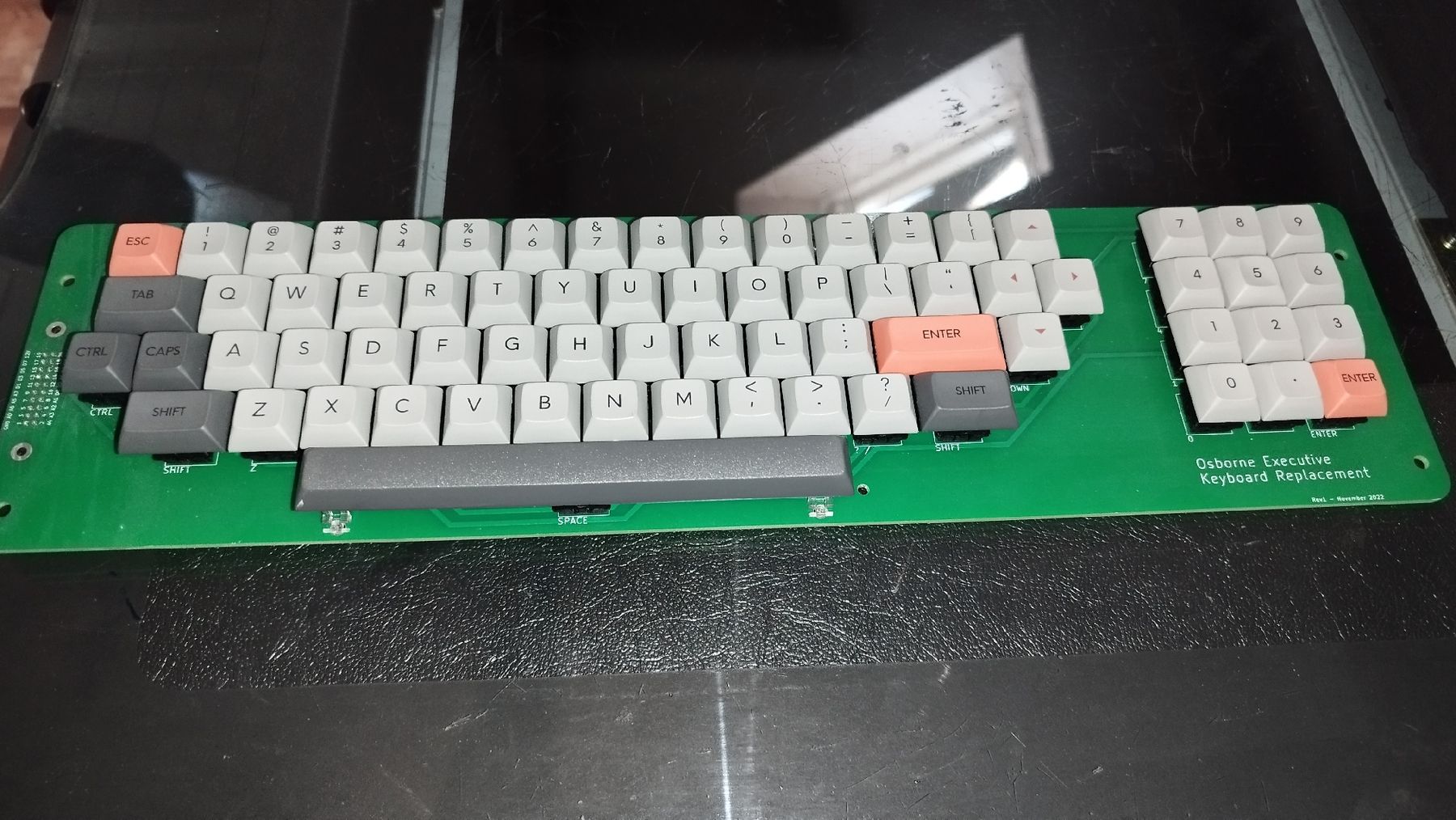 Tastaturen: Osborne 2 replacement keyboard  – Gebraucht aus Domdidier von look80486 4