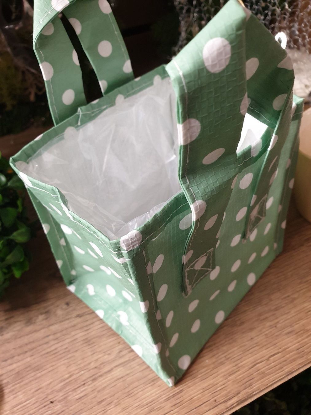 Toutes les décorations: Geschenks & BlumenTasche  12 x 12 x 8 – Neuf (Voir description) à Amriswil par kleindeko 1