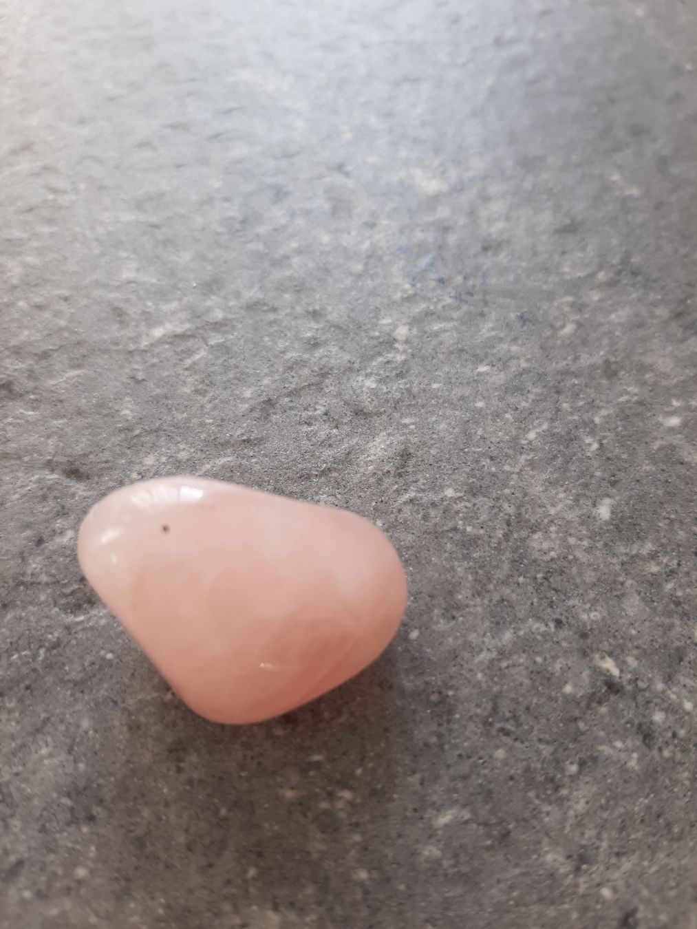 Minerali & Pietre curative: Rosenquarz Stein (18g) – Usato da Wittenbach venduto da lukelu 5