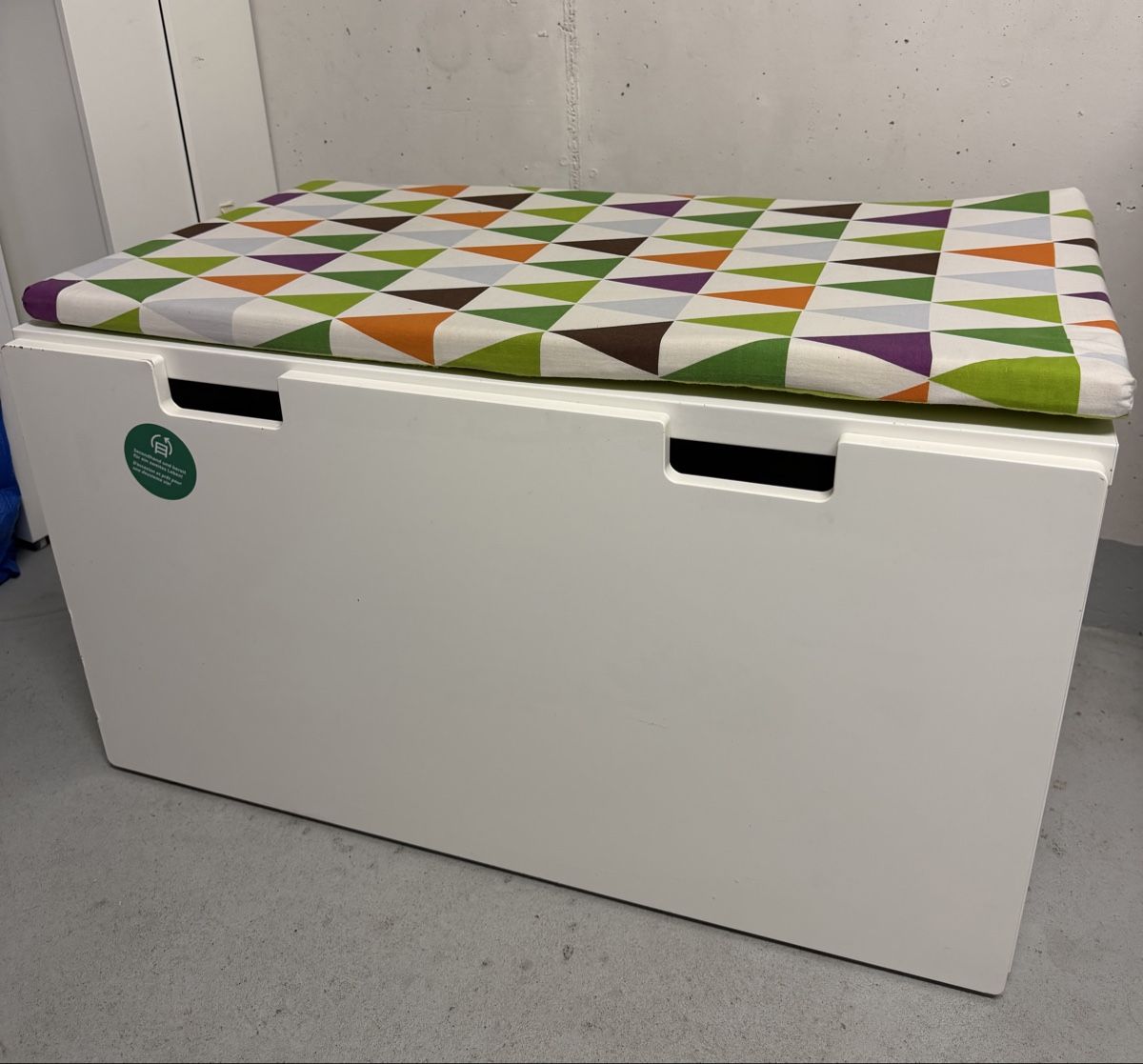 Ikea Bänke: Bank mit Kasten – Gebraucht aus Niederwangen BE von KBL85