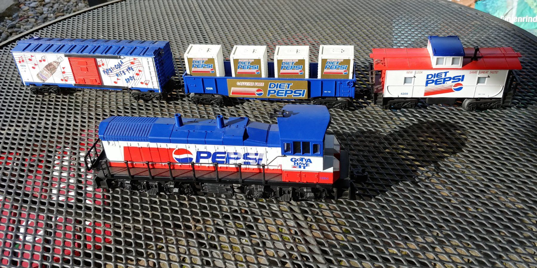 Modellini di ferrovie: K-Line Pepsi Zug-Set O – Usato da Waltenschwil venduto da Ardnas007