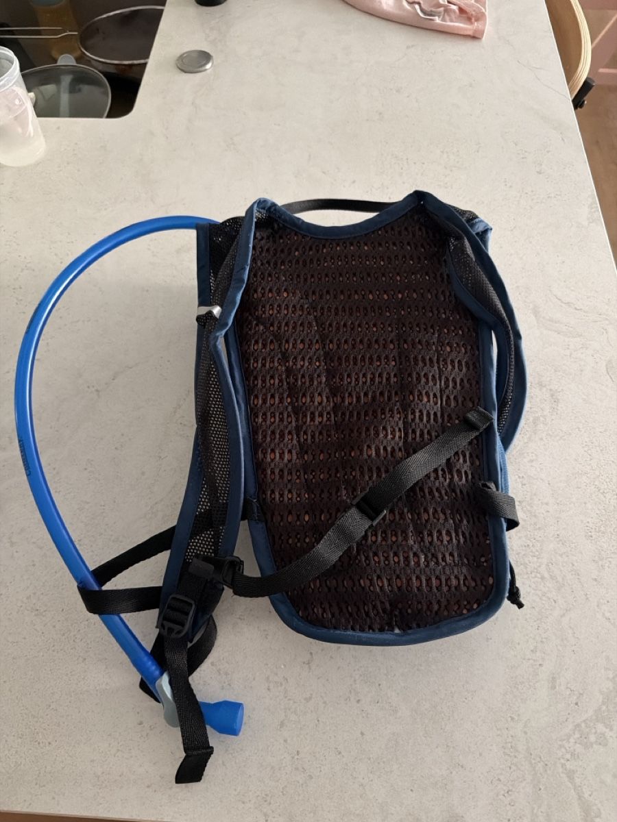 Camelbak Sacs à dos: Camelbak Hydrobak blue backpack hydration system NEW – Neuf (Voir description) à Zuchwil par kra_7mnq 1