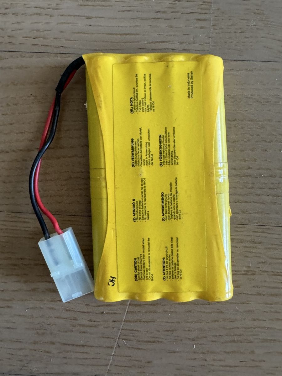Batterie, Caricabatterie & Alimentatori: Nikko RC Battery 9.6V 650 mAh – Usato da Wallisellen venduto da ND26 1