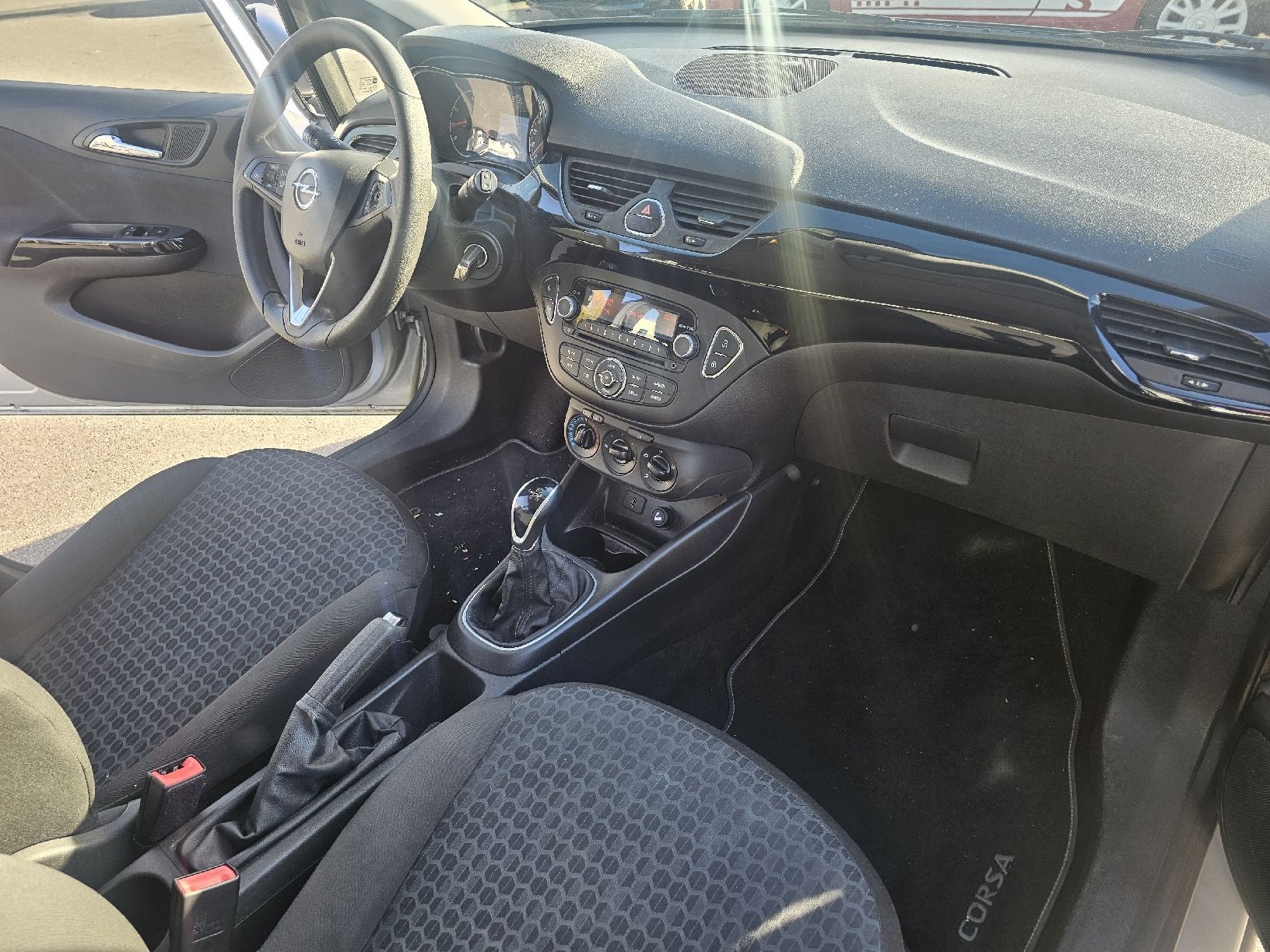 Opel Automobili: Opel Corsa 1.4 2015 Automat Defekt – Usato da Opfikon venduto da Ah-autos 7