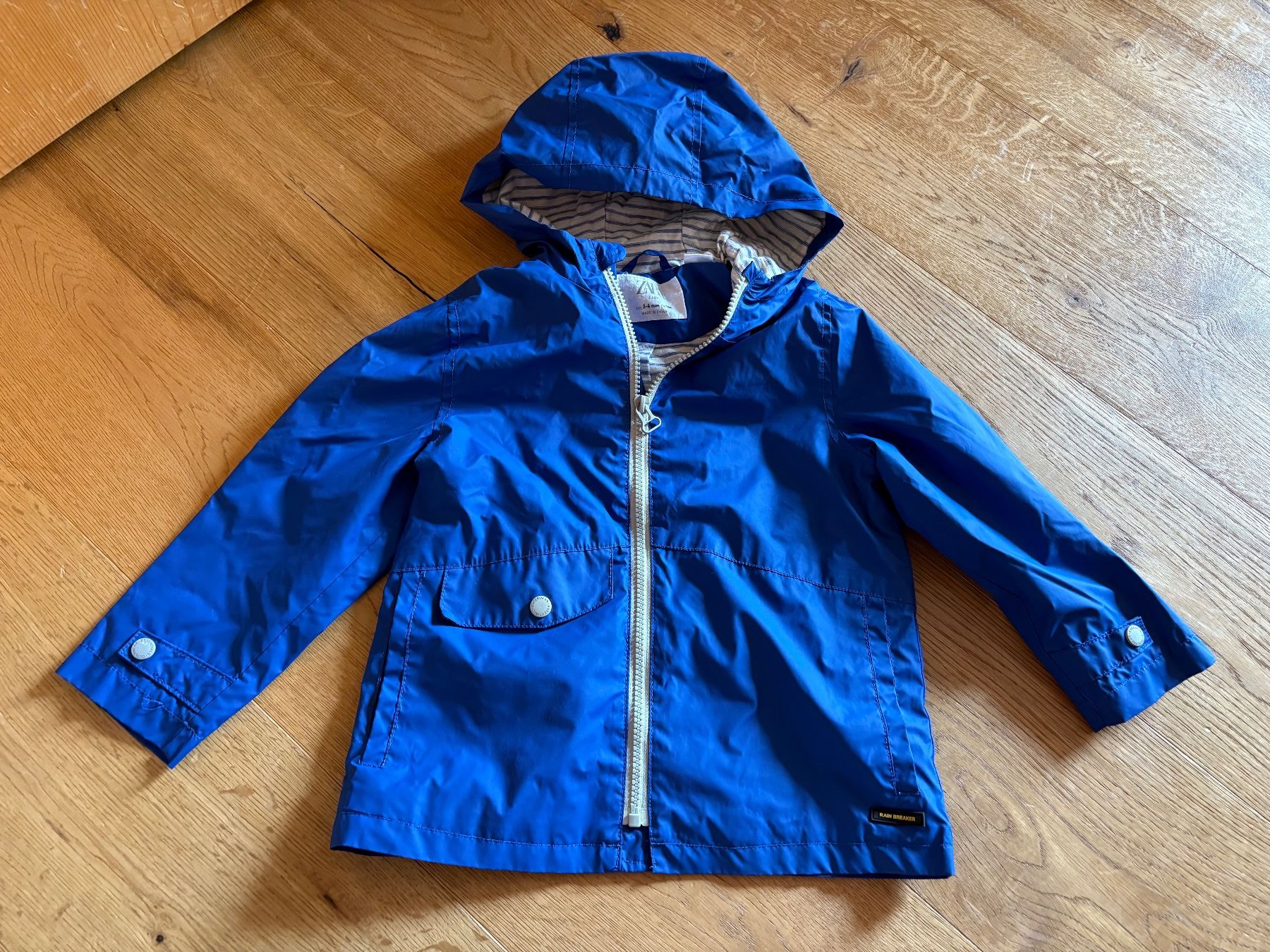 Zara Giacche & Cappotti: Regenjacke Matschjacke in Gr.104 – Usato da Serneus venduto da bragi