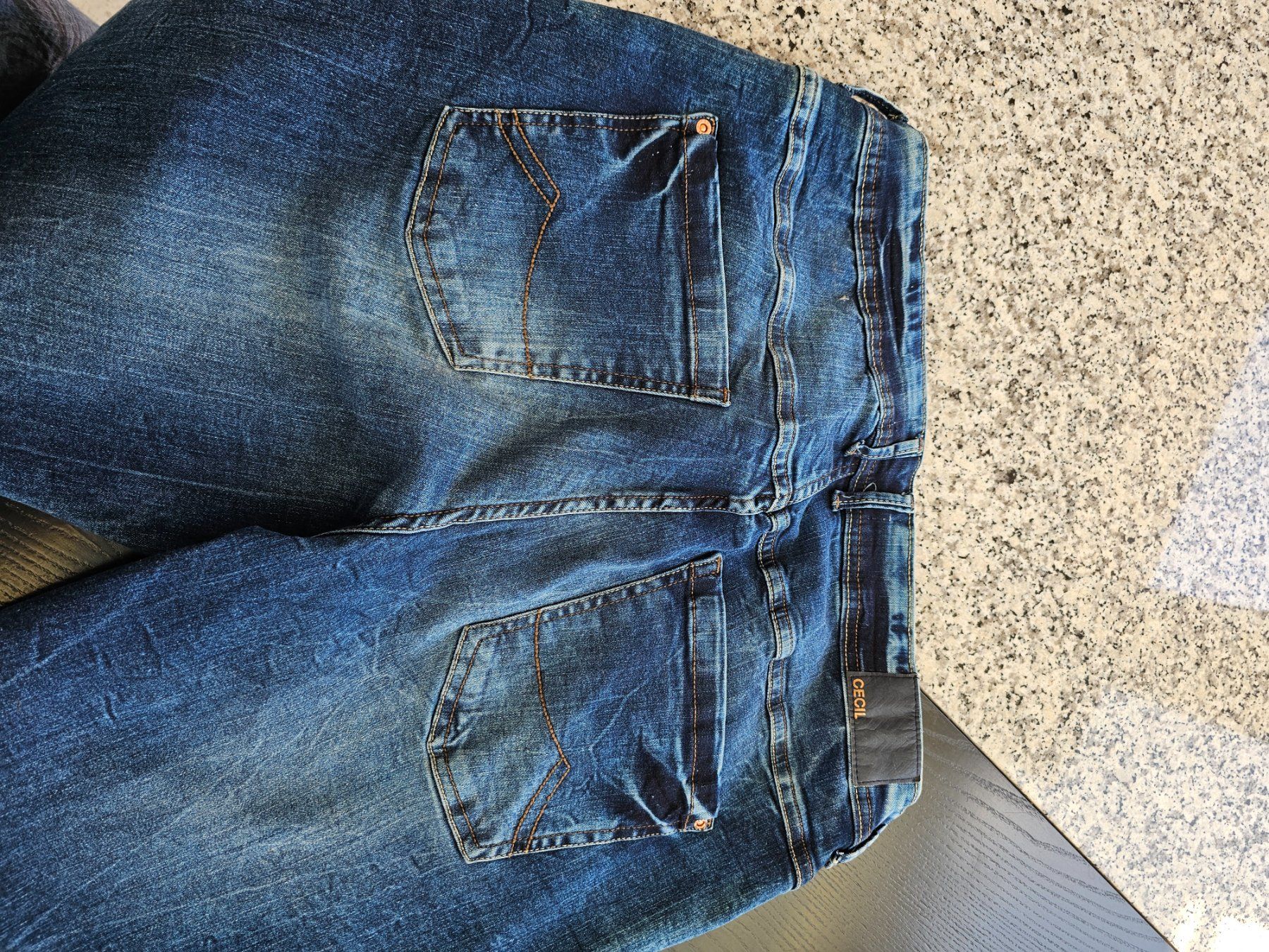 Cecil Jeans: 2 Cecile-Jeans Gr. 34 – Usato da Sirnach venduto da Grm5 7