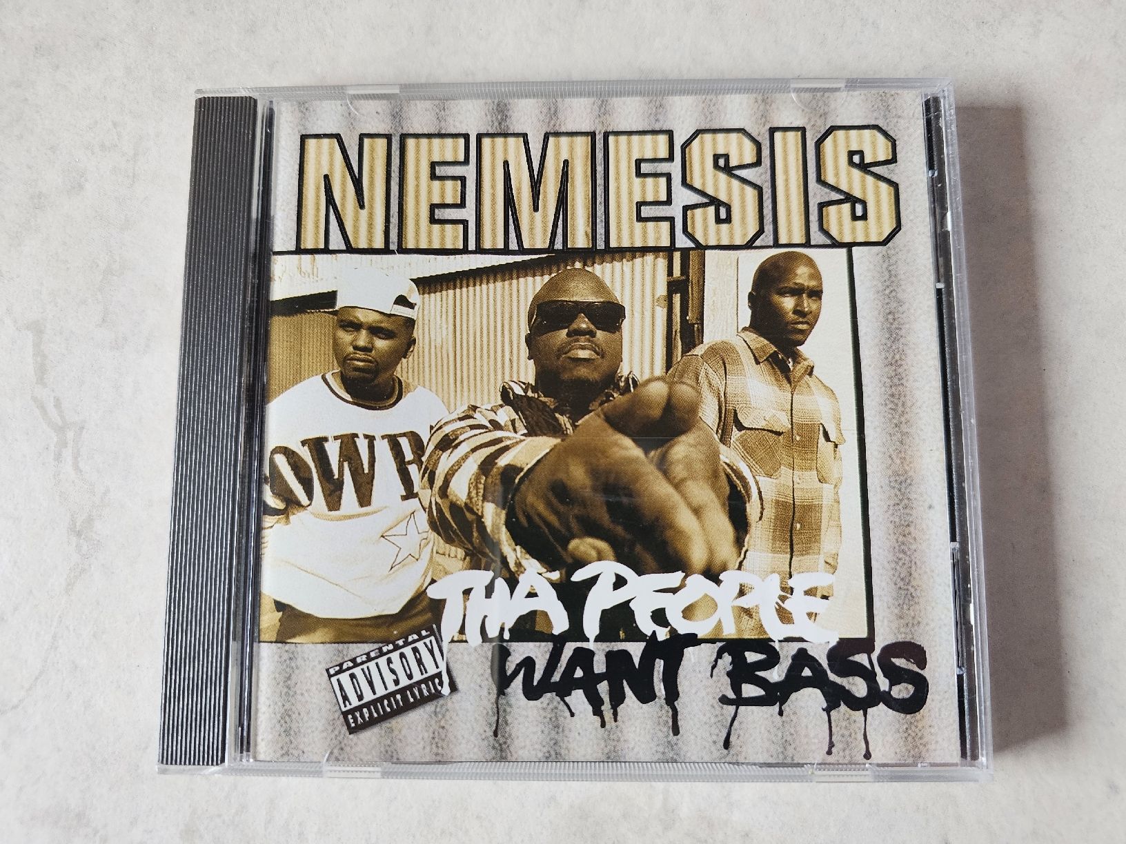 CDs: Nemesis  -  Tha People Want Bass – Gebraucht aus Schneisingen von backstore24