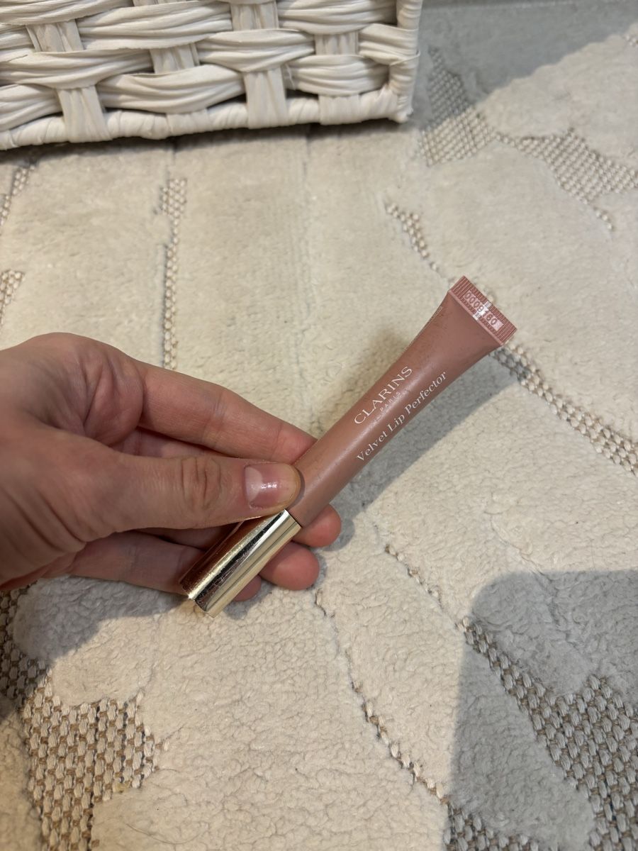 Clarins Make-up: Clarins Lip Perfector Mat Beige NP: 27.- – Nuovo (secondo la descrizione) da Horgen venduto da lme_8kj7 3