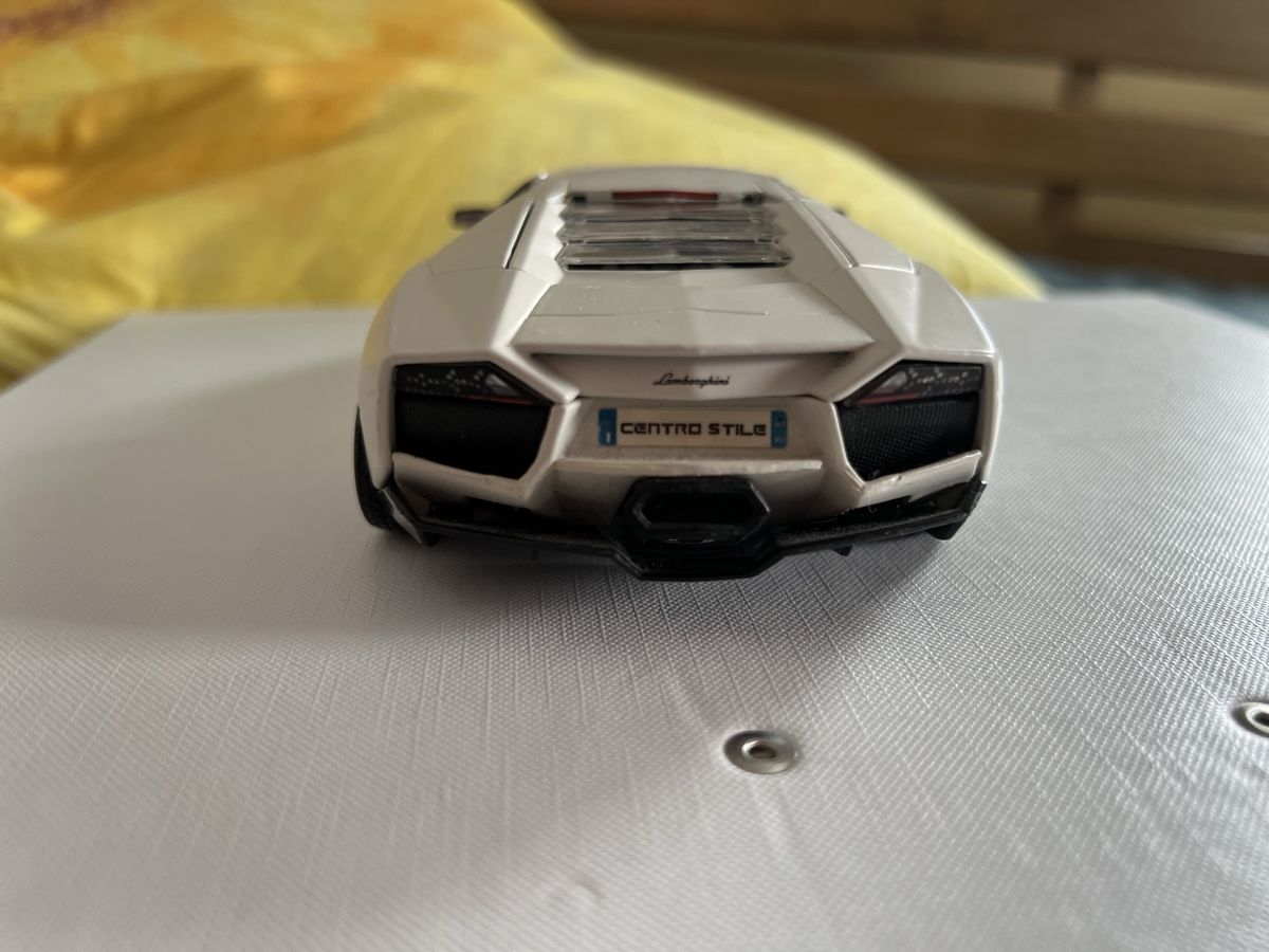 Lamborghini Voitures modèles: Lamborghini Modellauto – D'occasion à Schaffhausen par Colink18 2