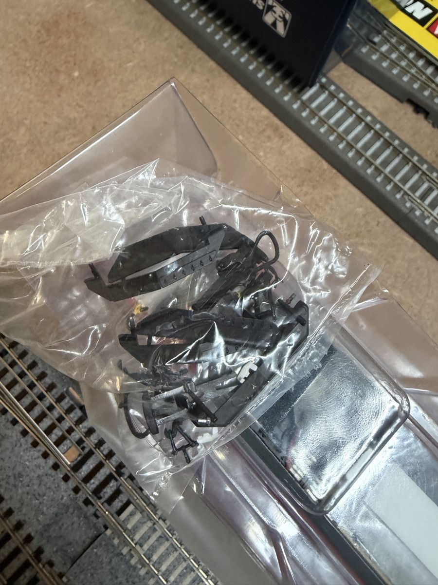 Modellini di ferrovie: Sudexpress Euro dual Br 159 DB AC digital  – Nuovo (secondo la descrizione) da Bercher venduto da Dispo0 4
