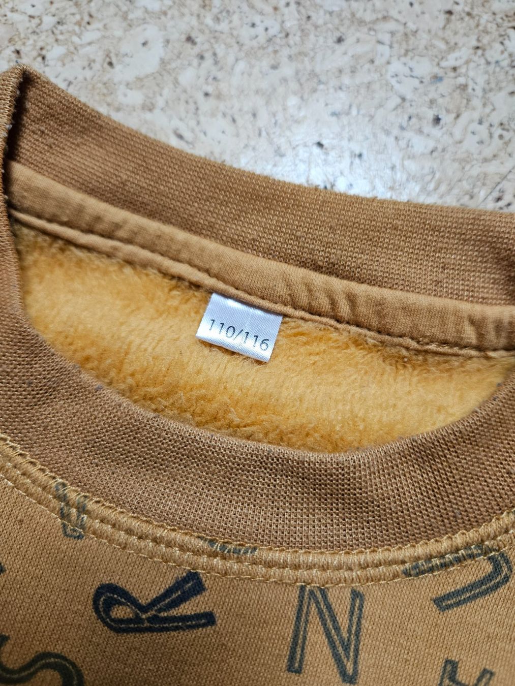 Pulls et sweat-shirts: Pullover Gr. 110 – D'occasion à Worb par jun_fj8w 2