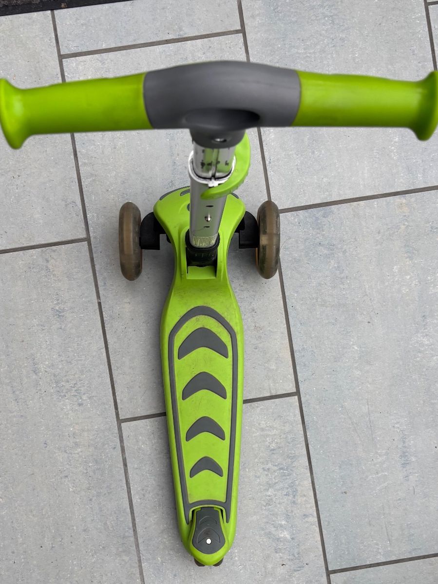 Veicoli per bambini: Trotti Kinder – Usato da Bubendorf venduto da domino.25 4