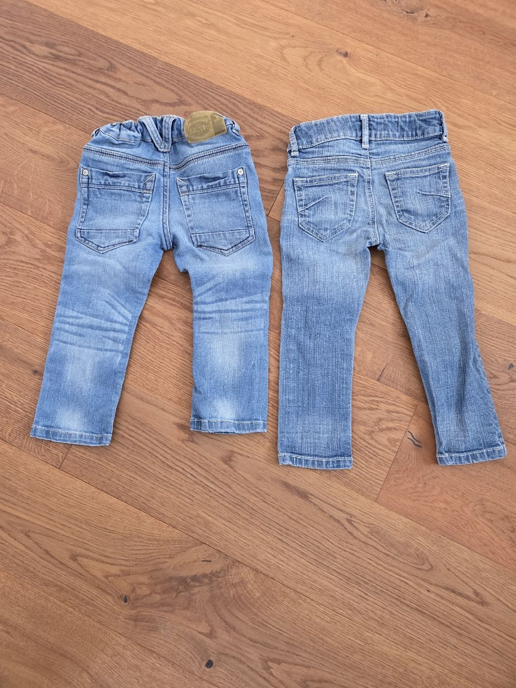 Hosen: 2 Jeans Gr 92 – Gebraucht aus Olten von mar_zg6p 1