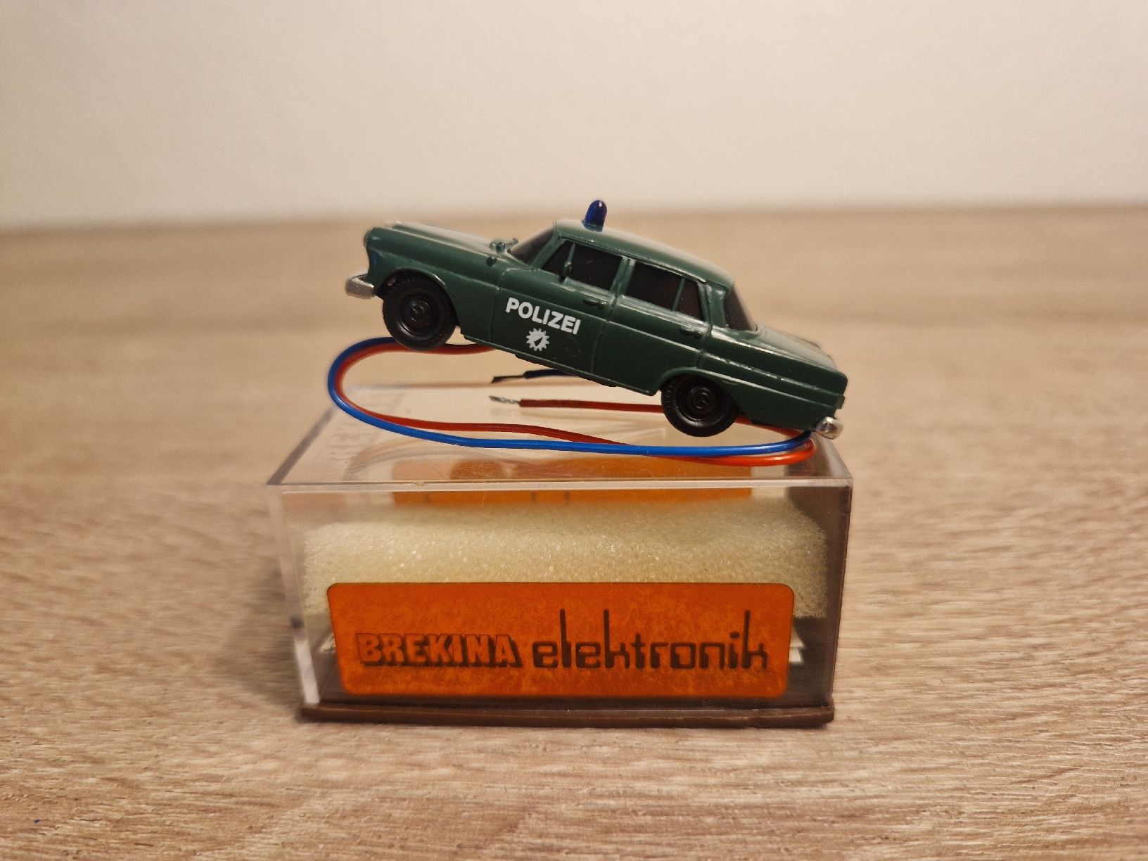 Brekina Modellautos: Brekina 2002 Polizei H0 OVP NEU – Neu und originalverpackt aus St-Aubin-Sauges von tantome