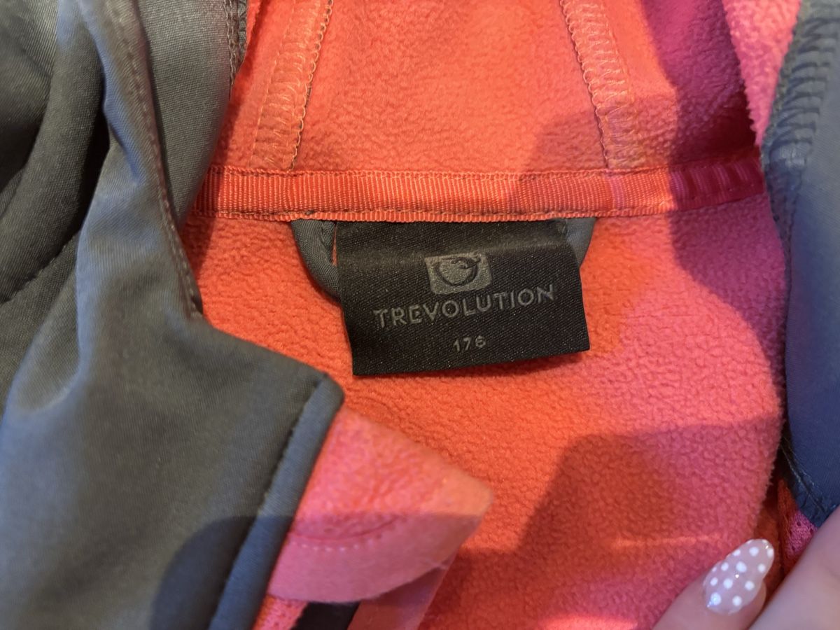 Trevolution Jacken: Trevolution Softshell Jacke, Top Zustand, Grösse 176! – Neu (gemäss Beschreibung) aus Kirchberg SG von lar_8mw6 3