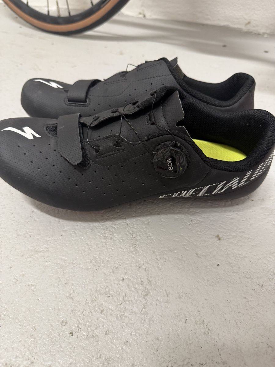 Specialized Herrenschuhe: Specialized Rennradschuhe Grösse 42 – Neu (gemäss Beschreibung) aus Bern von amanda-staub 1