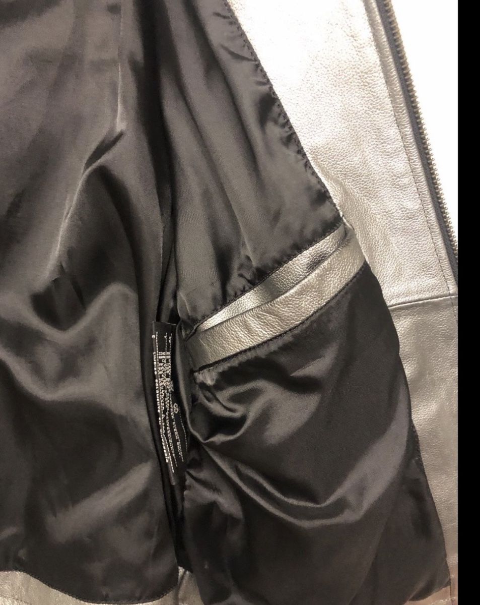 Harley-Davidson Vestes: Veste en cuire argentée Harley Davidson – D'occasion à Lausanne par uma_59zl 5