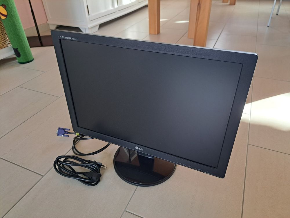 LG Flatron W2241S | Kaufen auf Ricardo
